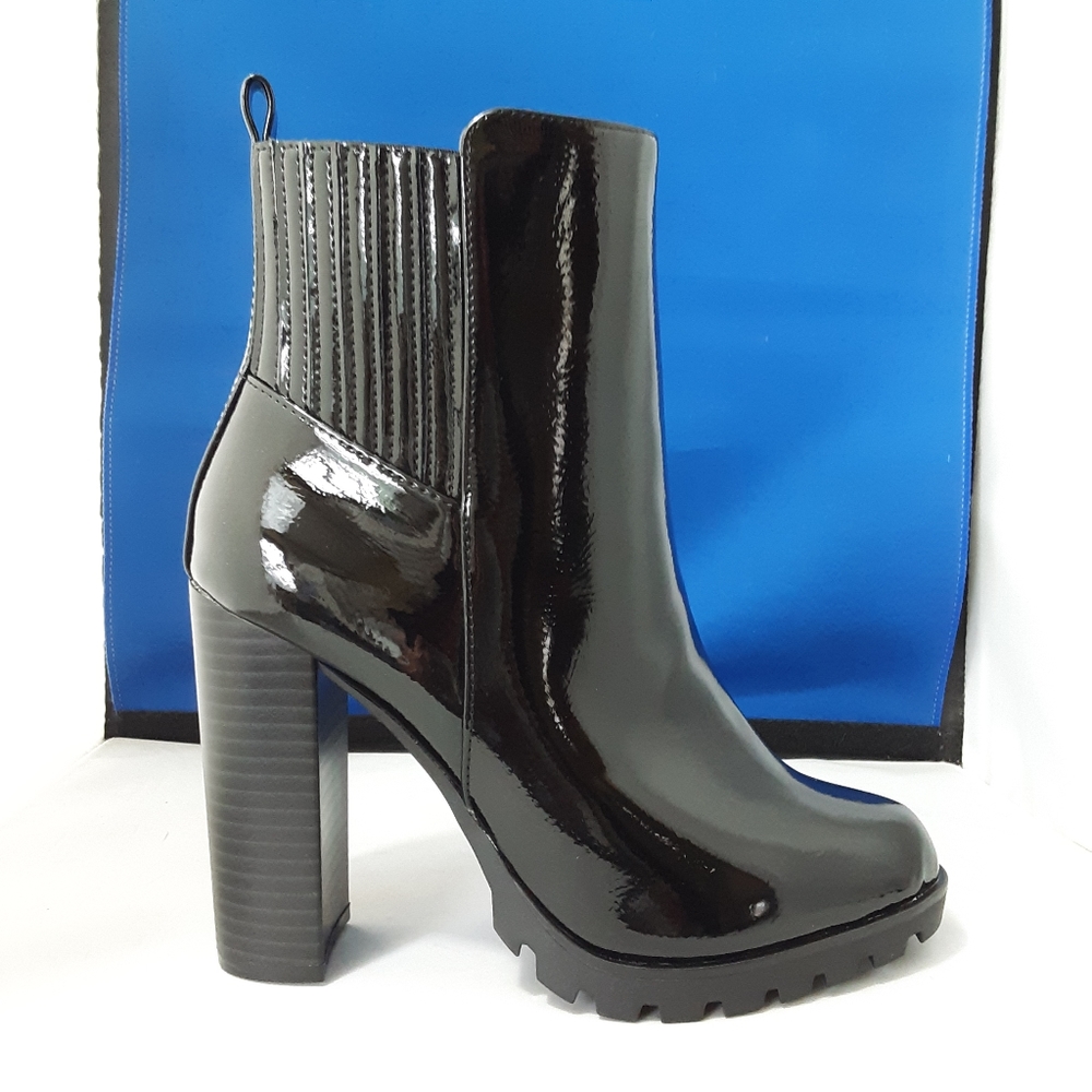 J f just fab  ange black patent lug sole boots size 7.5